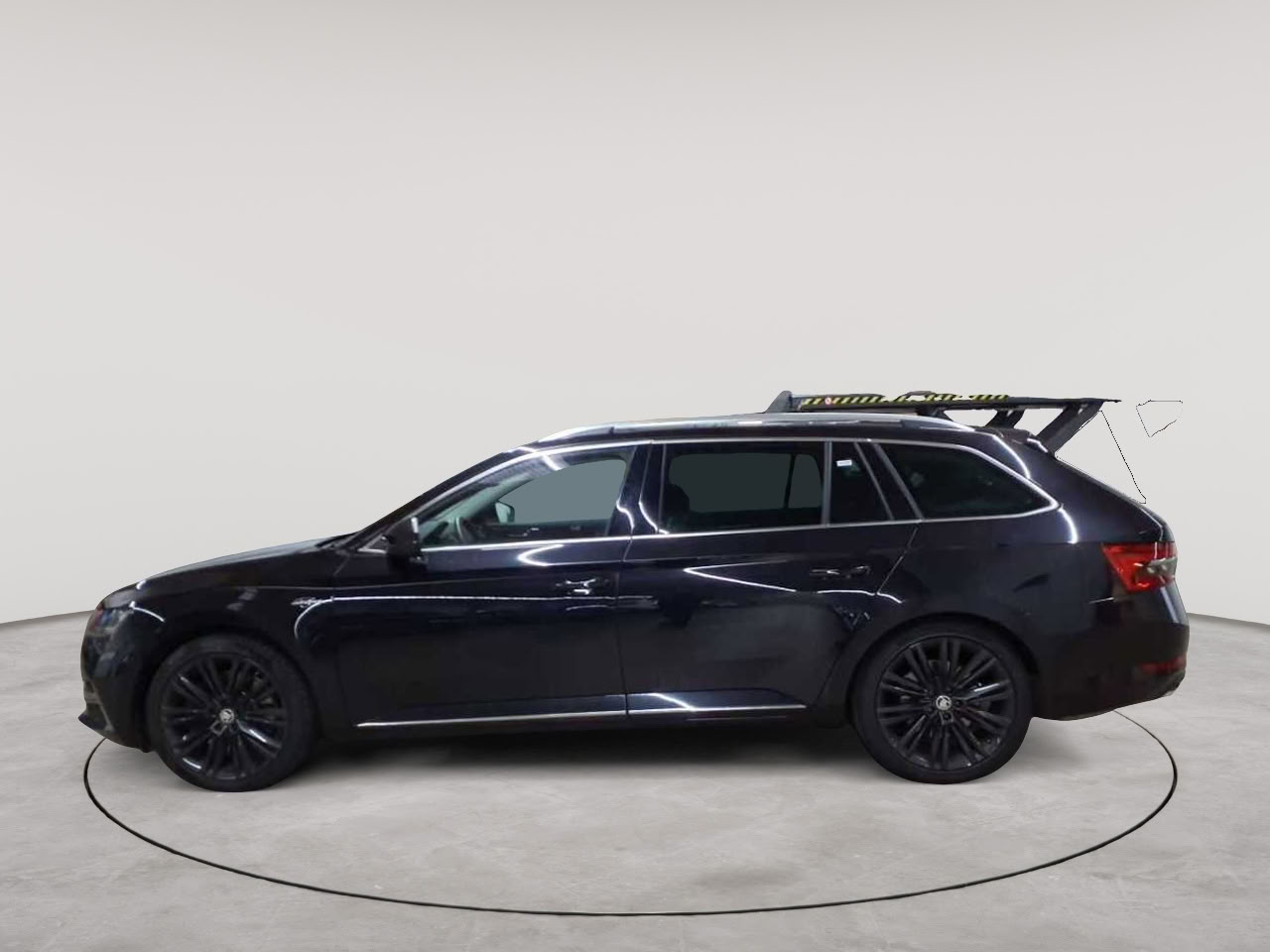 Skoda Superb Combi 2.0 TSI 4x4 DSG L&K 6