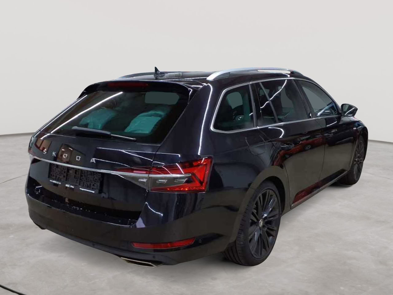 Skoda Superb Combi 2.0 TSI 4x4 DSG L&K 4