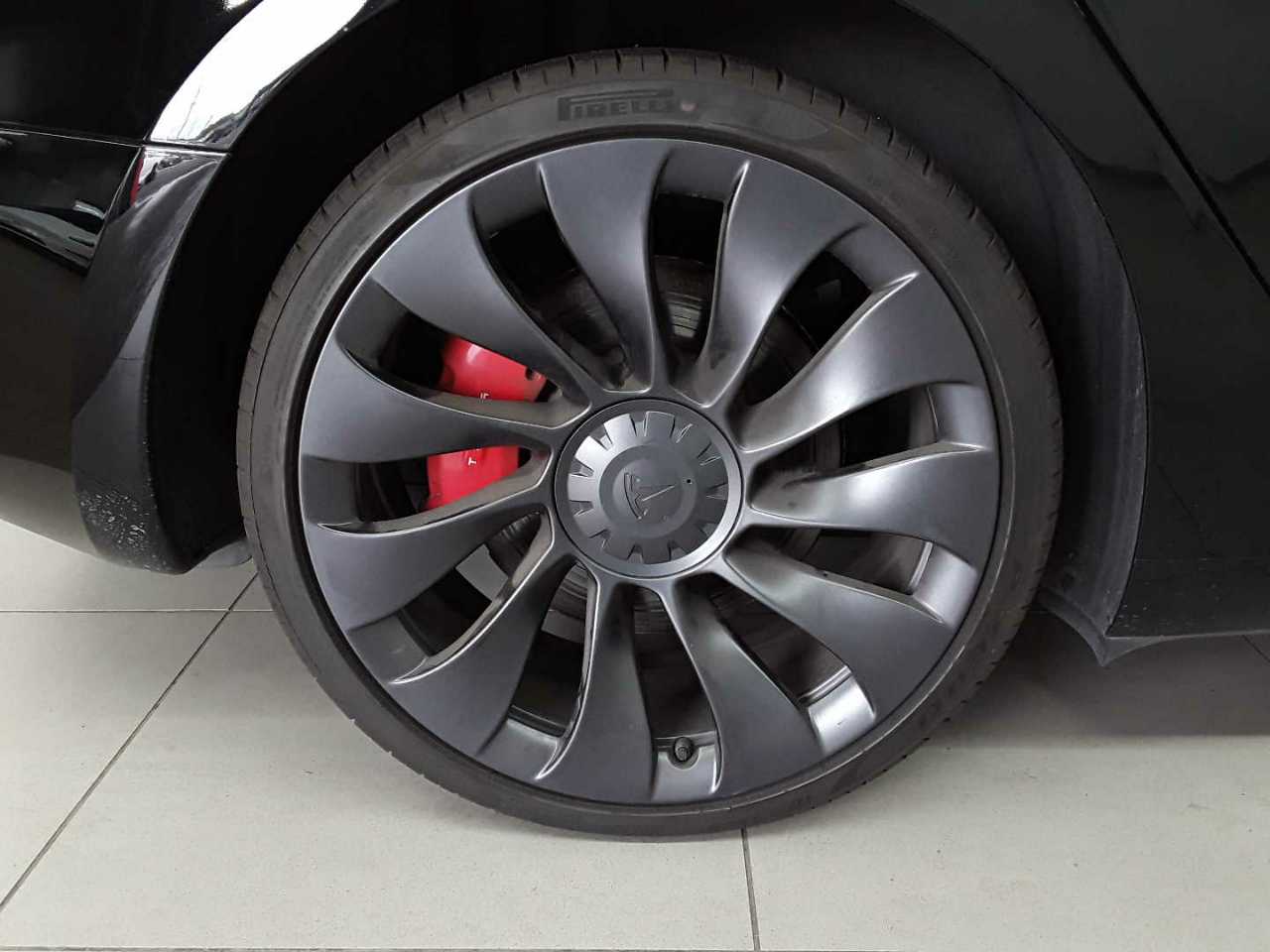 Tesla Model 3 Langstreckenbatt. Allradantrieb Dual Motor Performance 19