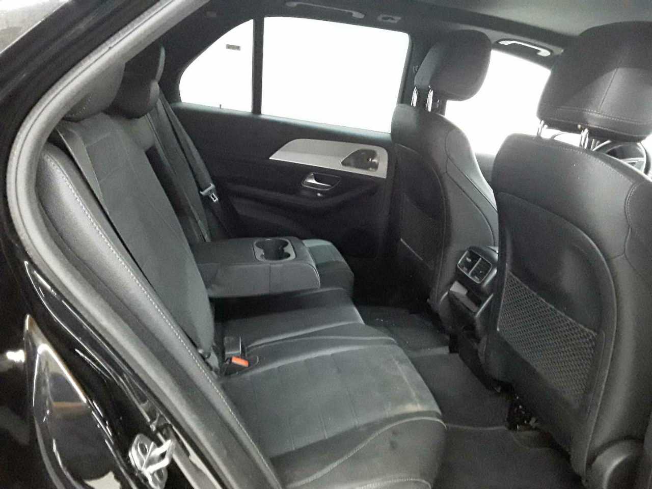 Mercedes-Benz GLE 300 d 4Matic 9G-TRONIC AMG Line 14