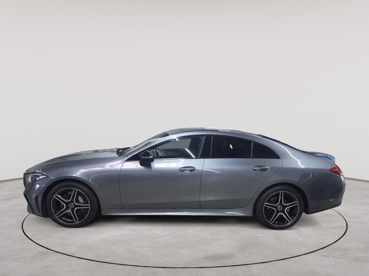 Mercedes-Benz CLS 300 d 4Matic 9G-TRONIC AMG Line 6