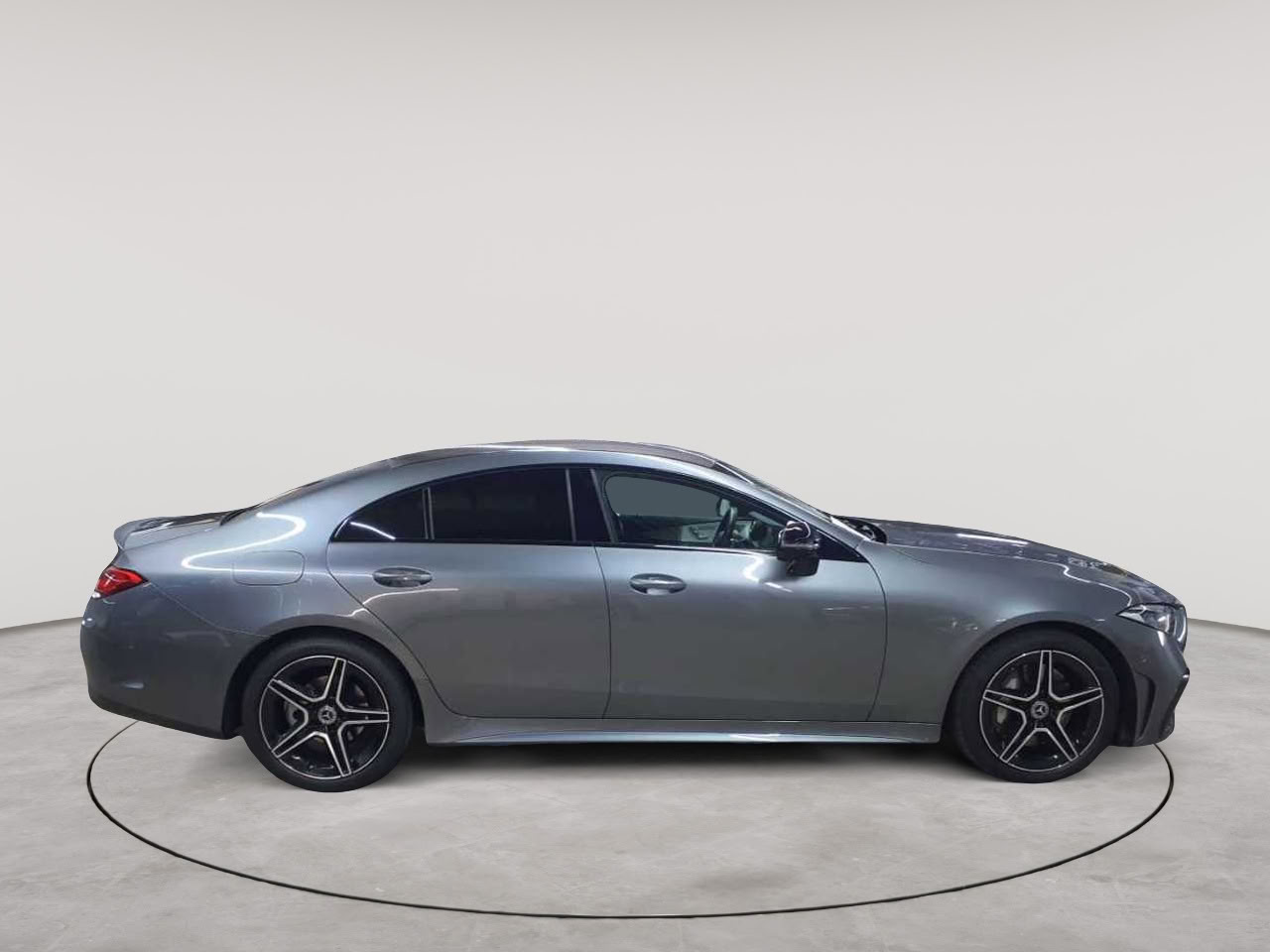Mercedes-Benz CLS 300 d 4Matic 9G-TRONIC AMG Line 3