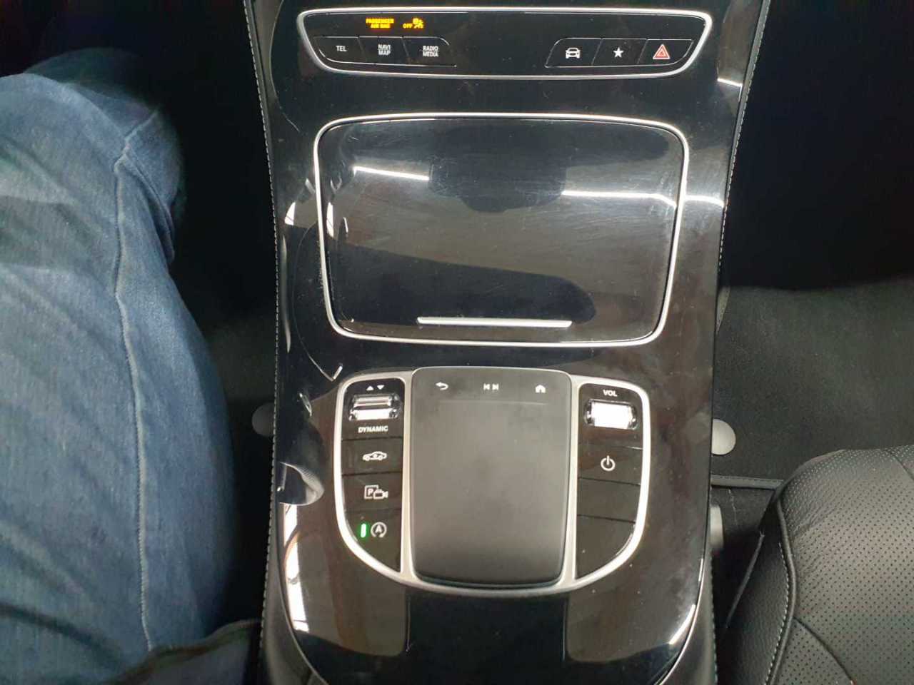 Mercedes-Benz CLS 300 d 4Matic 9G-TRONIC AMG Line 10