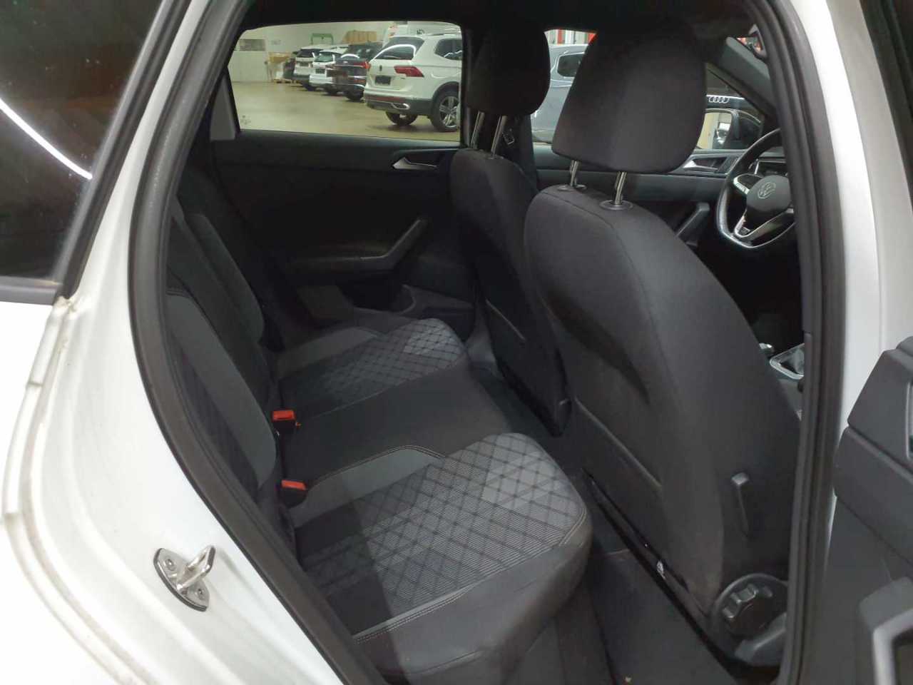 Volkswagen Taigo 1.5 TSI OPF DSG R-Line 14