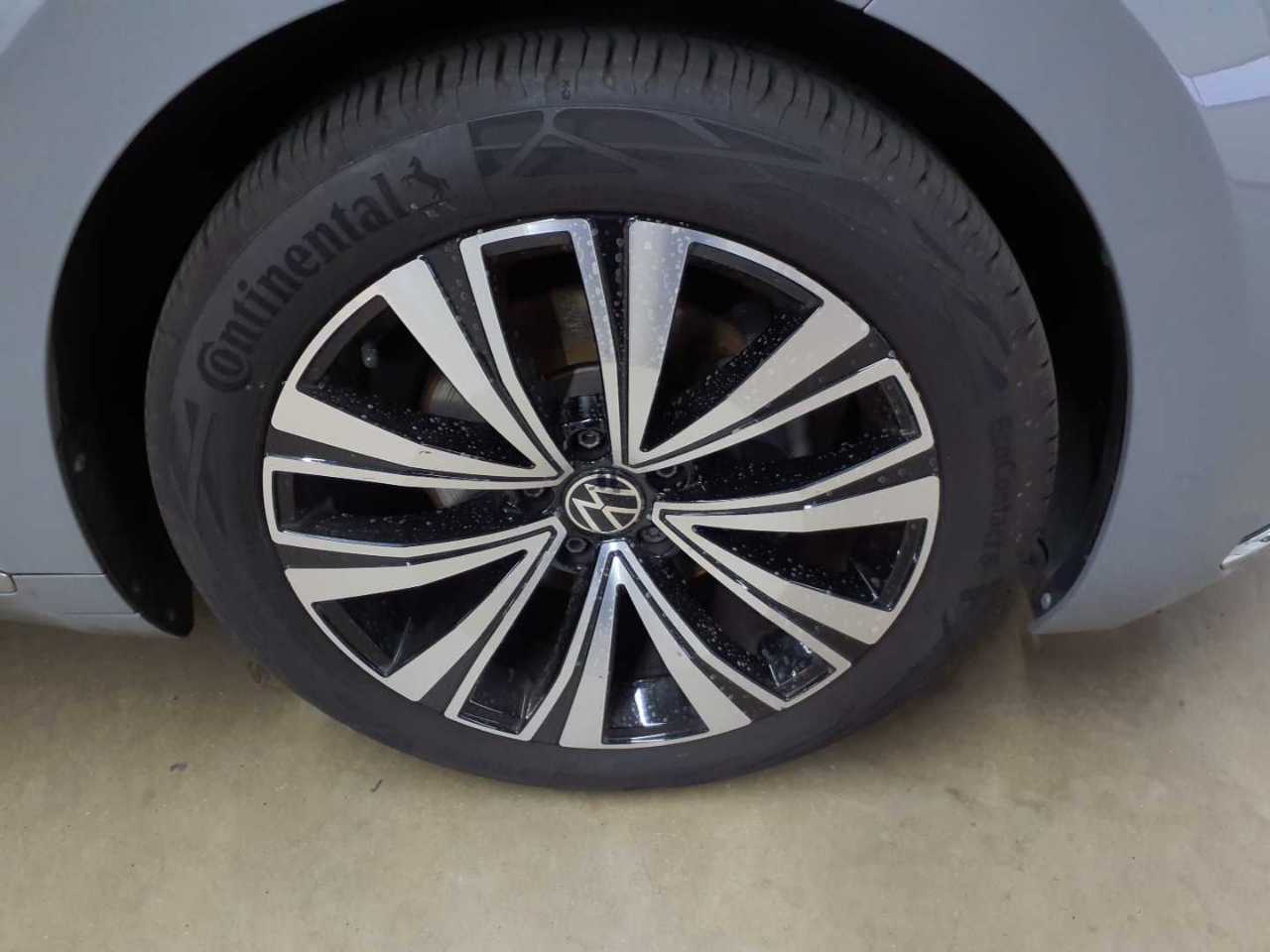 Vw Arteon 2.0 TDI SCR DSG Elegance 16