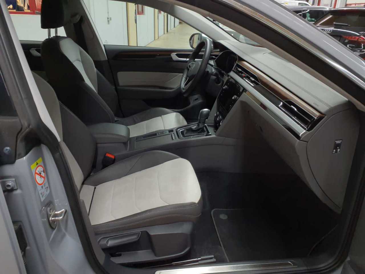 Vw Arteon 2.0 TDI SCR DSG Elegance 8