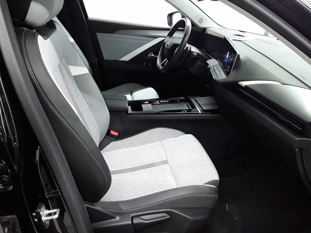 Opel Astra Sports Tourer 1.2 Turbo Automatik Elegance 8