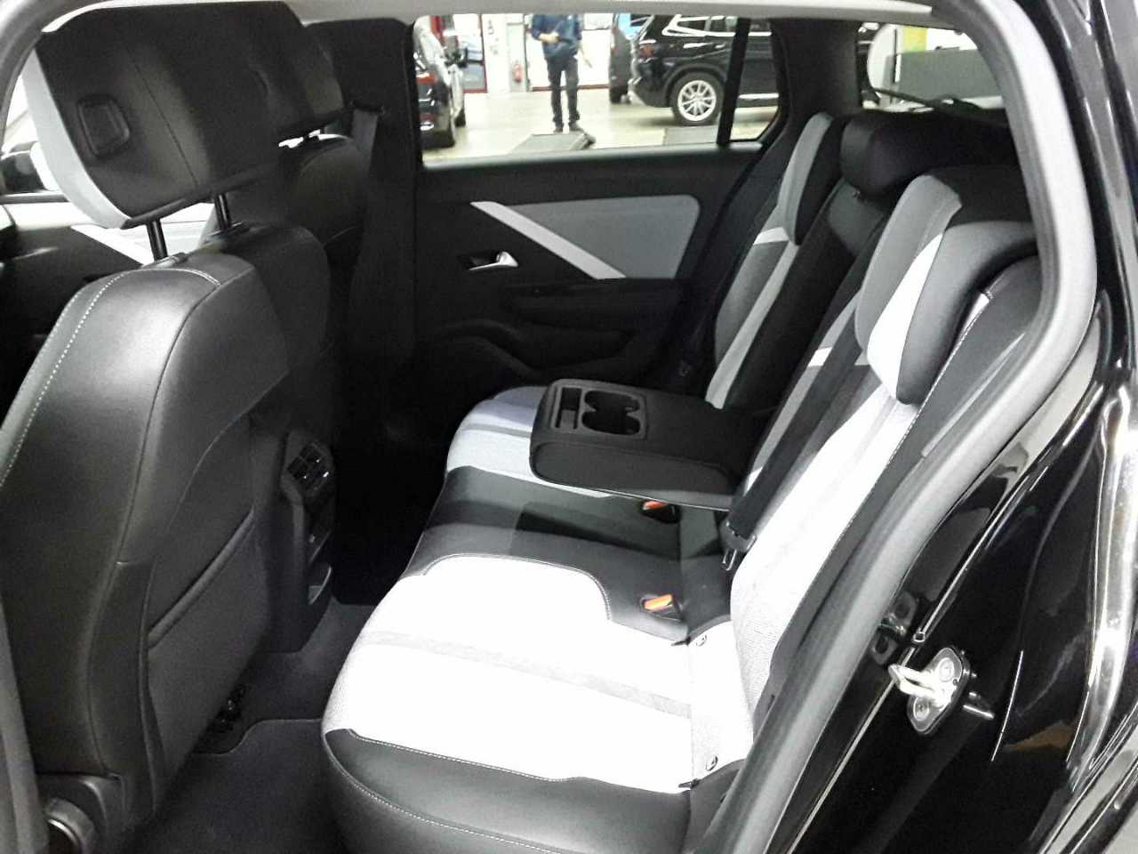 Opel Astra Sports Tourer 1.2 Turbo Automatik Elegance 14