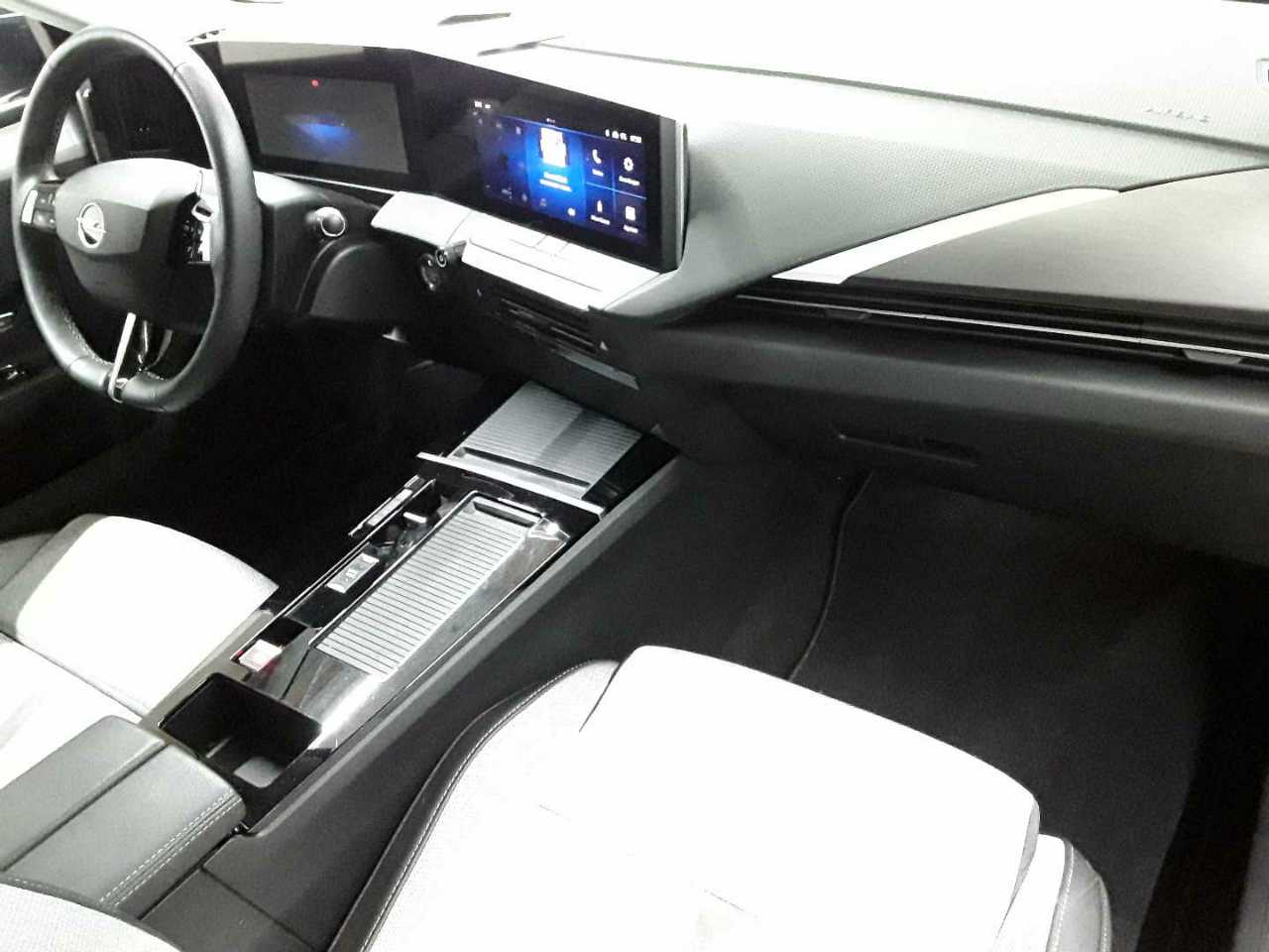 Opel Astra Sports Tourer 1.2 Turbo Automatik Elegance 9