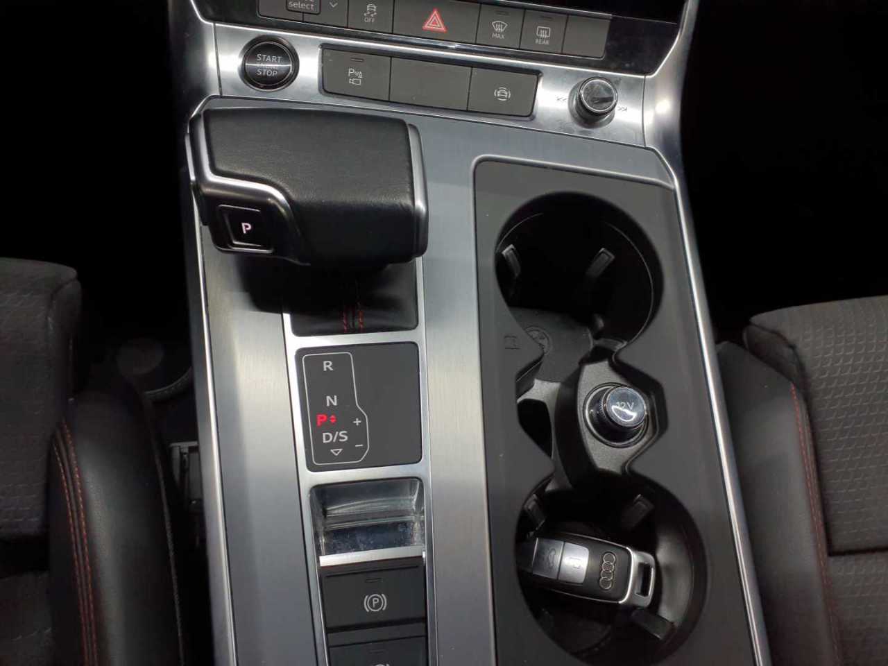Audi A6 Avant 45 TDI quattro S tronic sport 10