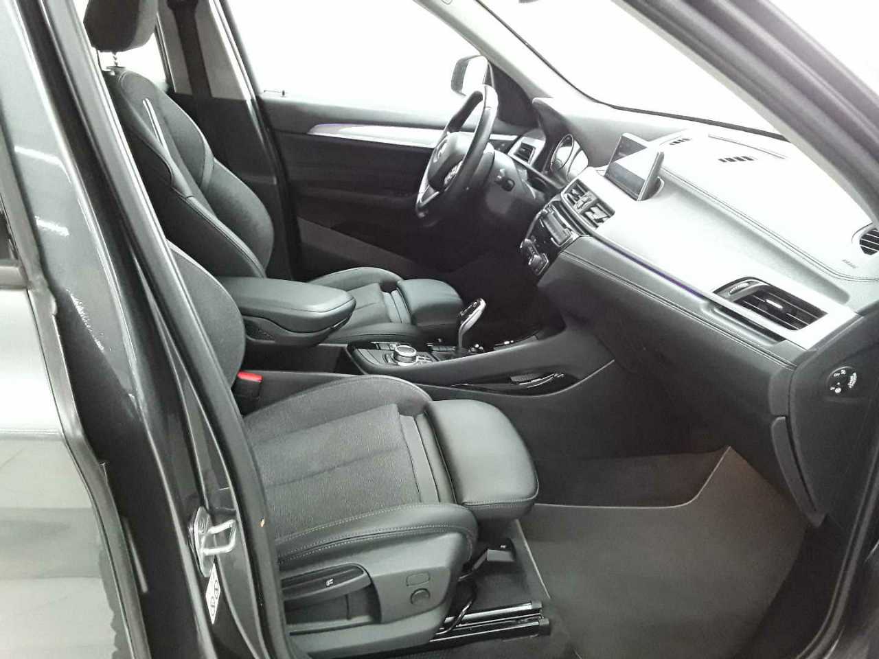 Bmw X1 sDrive18d Aut. Sport Line 8