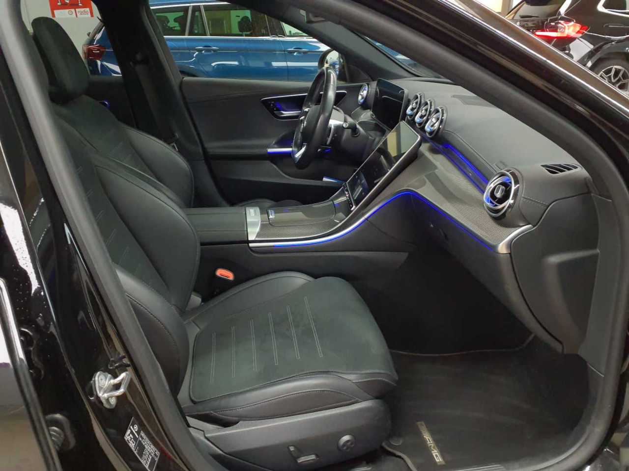 Mercedes-Benz C 180 9G-TRONIC AMG Line 8