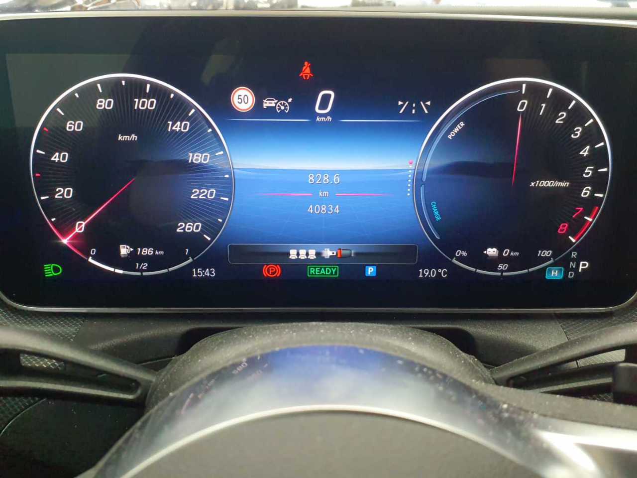Mercedes-Benz C 300 e T 9G-TRONIC Avantgarde 11