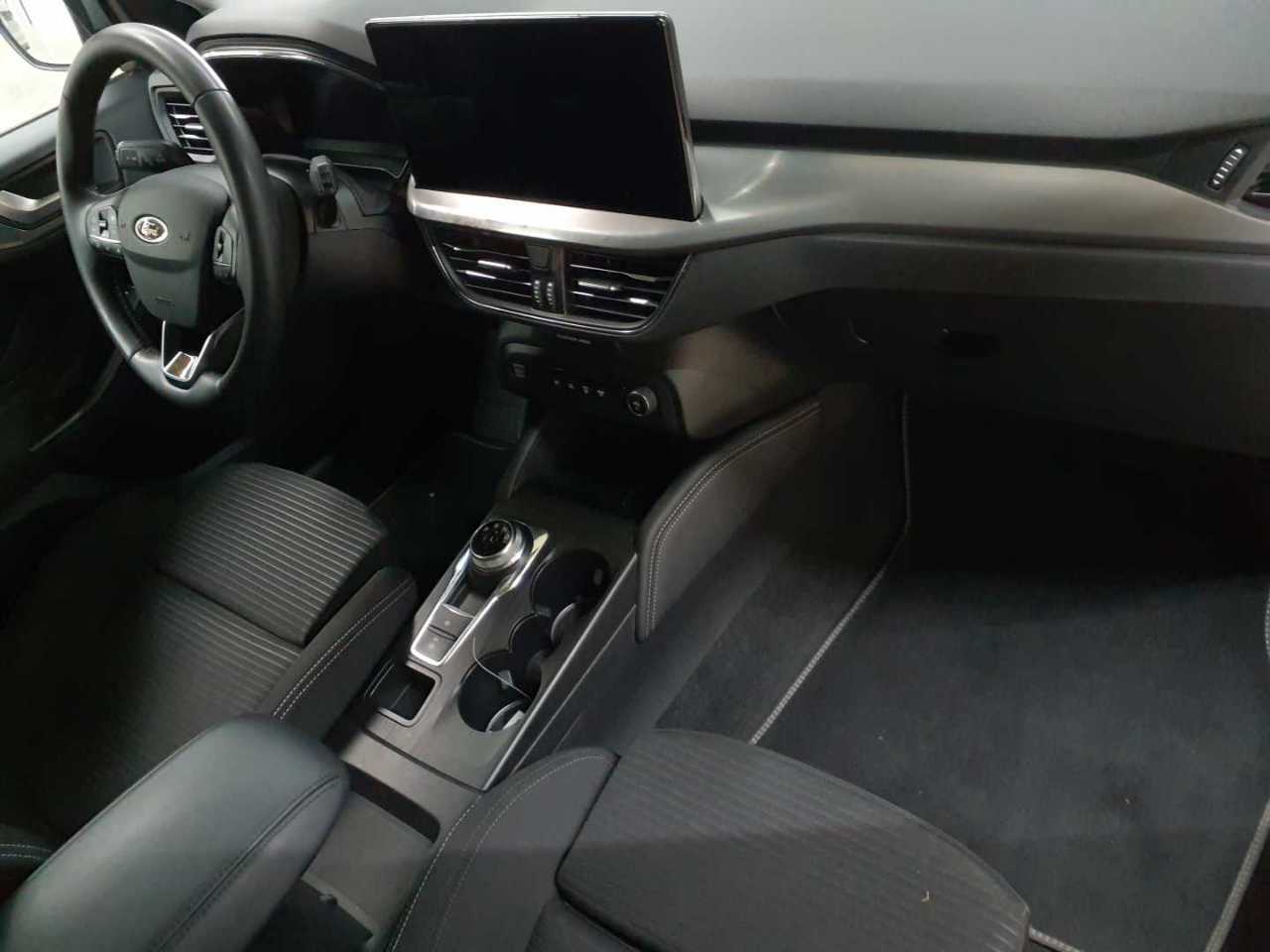 Ford Focus Turnier 1.5 EcoBlue Start-Stopp-System Aut. TITANIUM X 9
