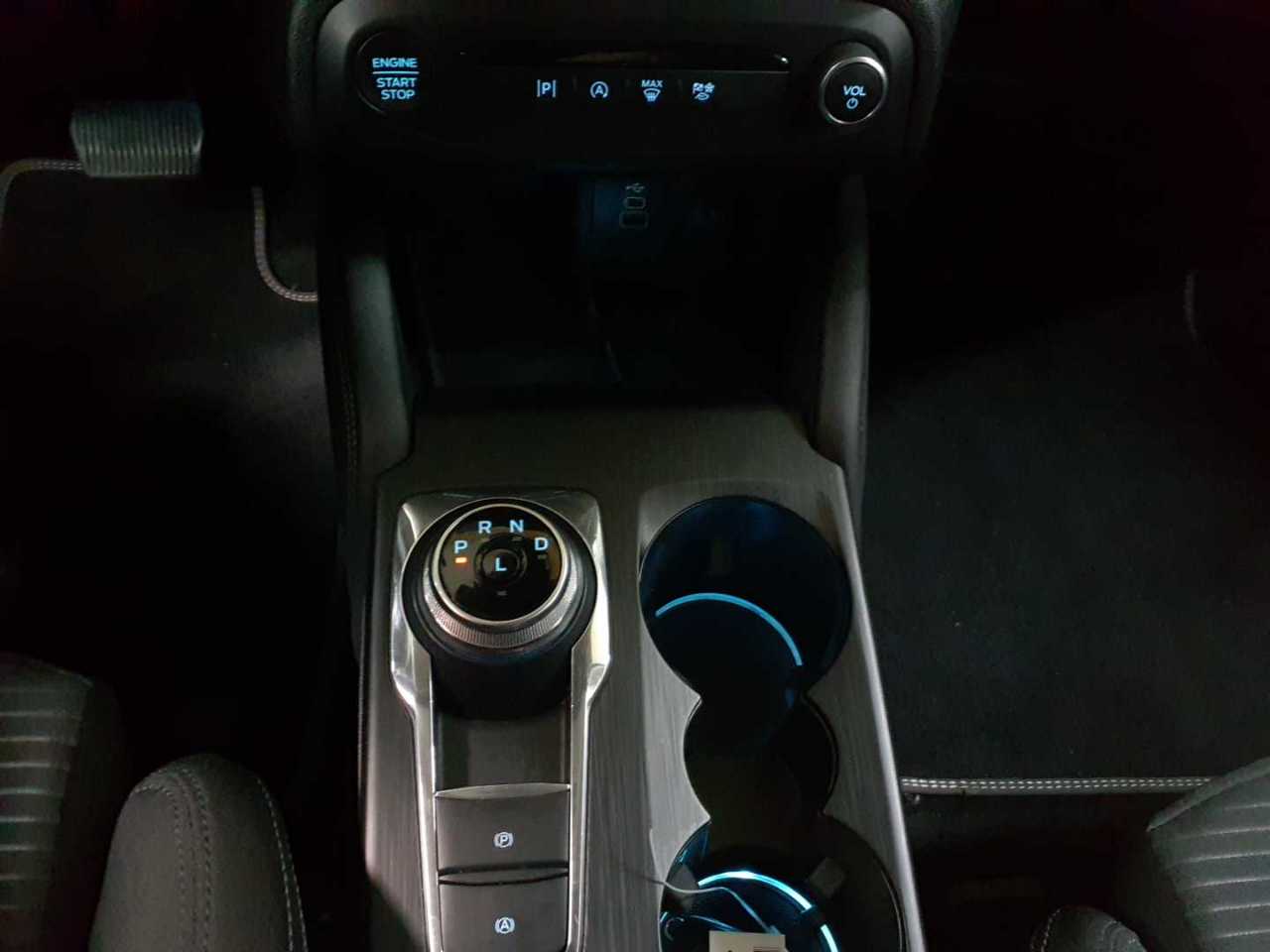 Ford Focus Turnier 1.5 EcoBlue Start-Stopp-System Aut. TITANIUM X 10
