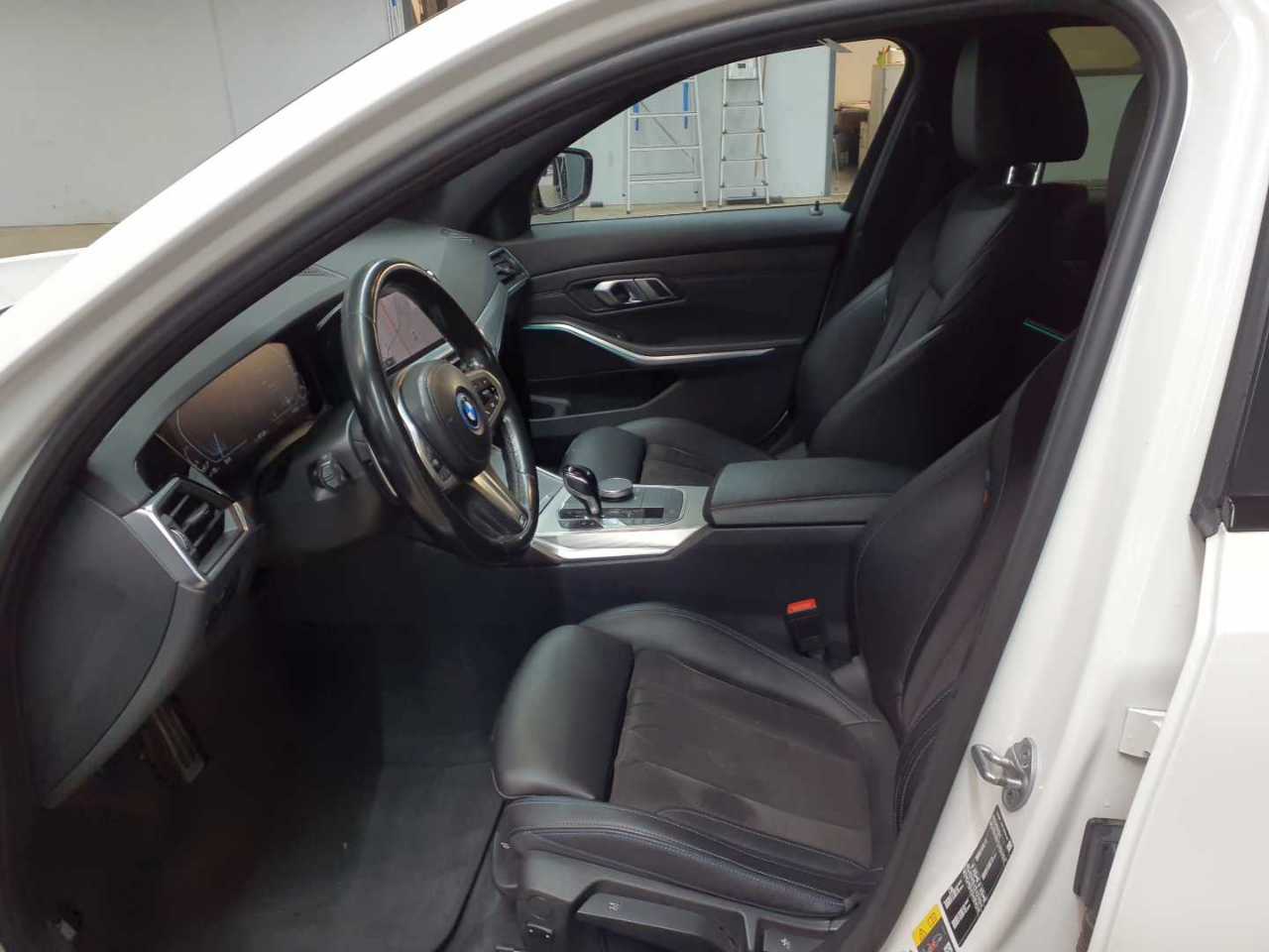 Bmw 330e Touring Aut. M Sport 7