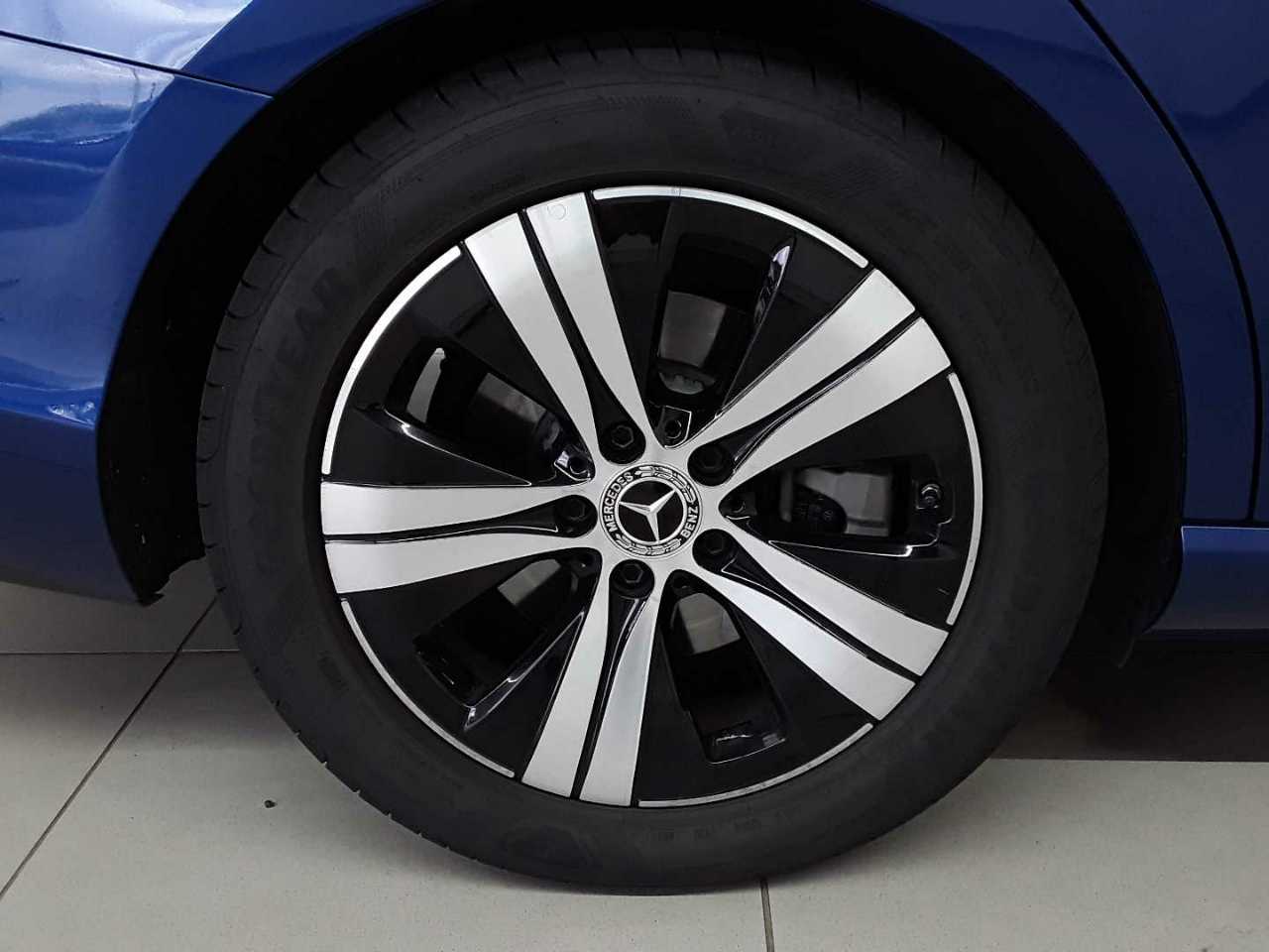 Mercedes-Benz C 220 d T 9G-TRONIC Avantgarde 19