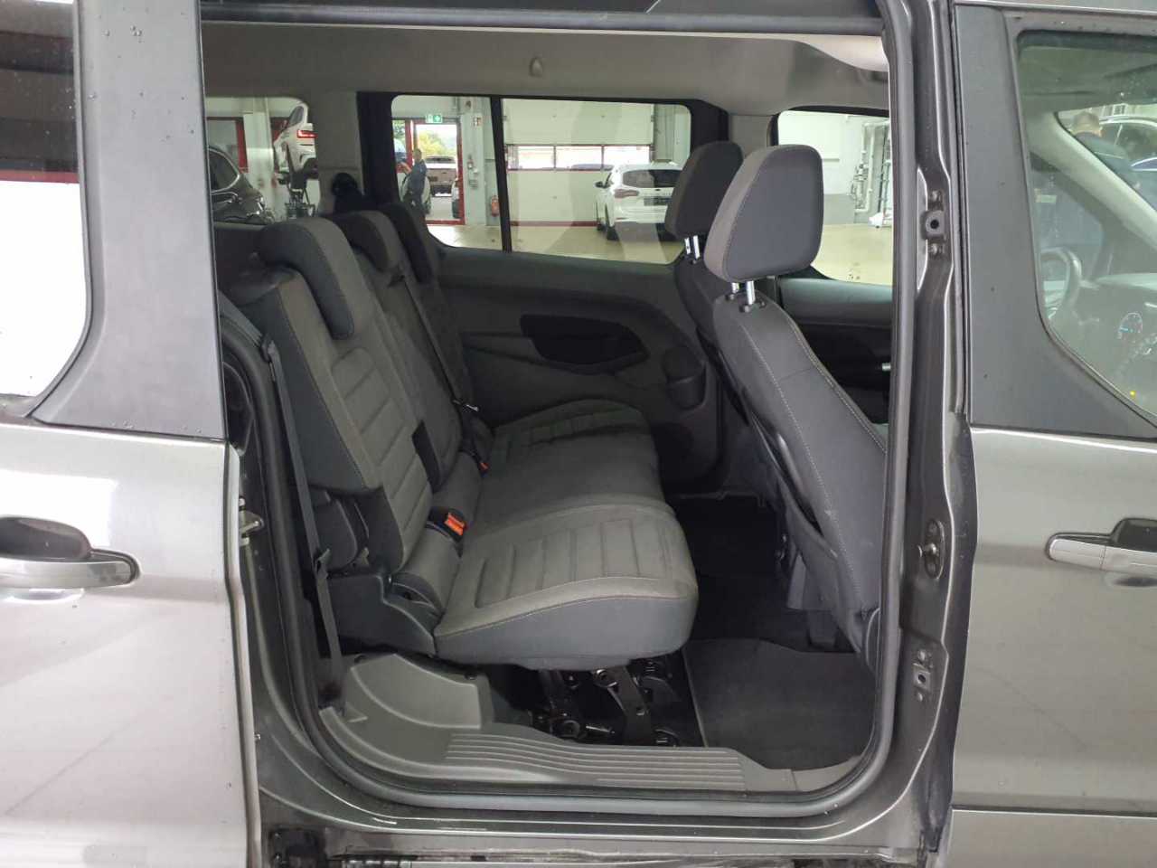 Ford Grand Tourneo Connect 1.5 EcoBlue Aut. Start/Stop Titanium 13