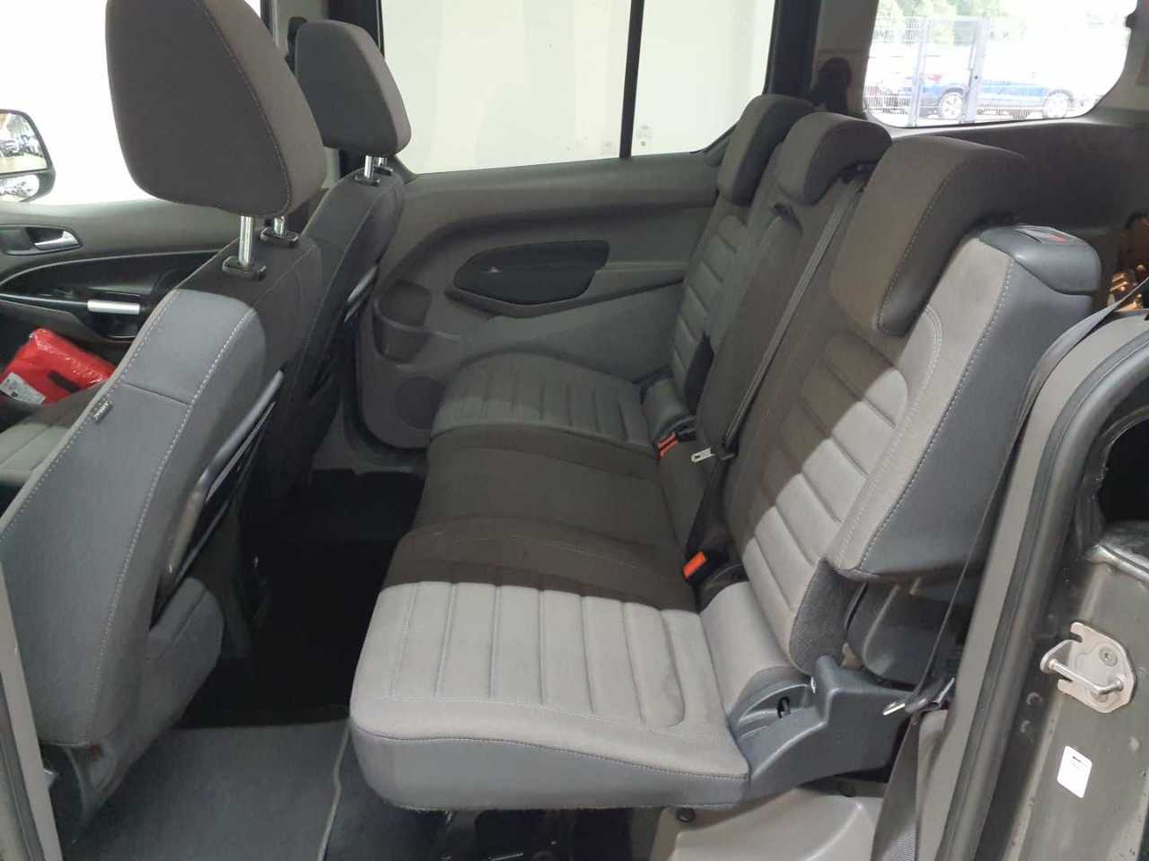Ford Grand Tourneo Connect 1.5 EcoBlue Aut. Start/Stop Titanium 14