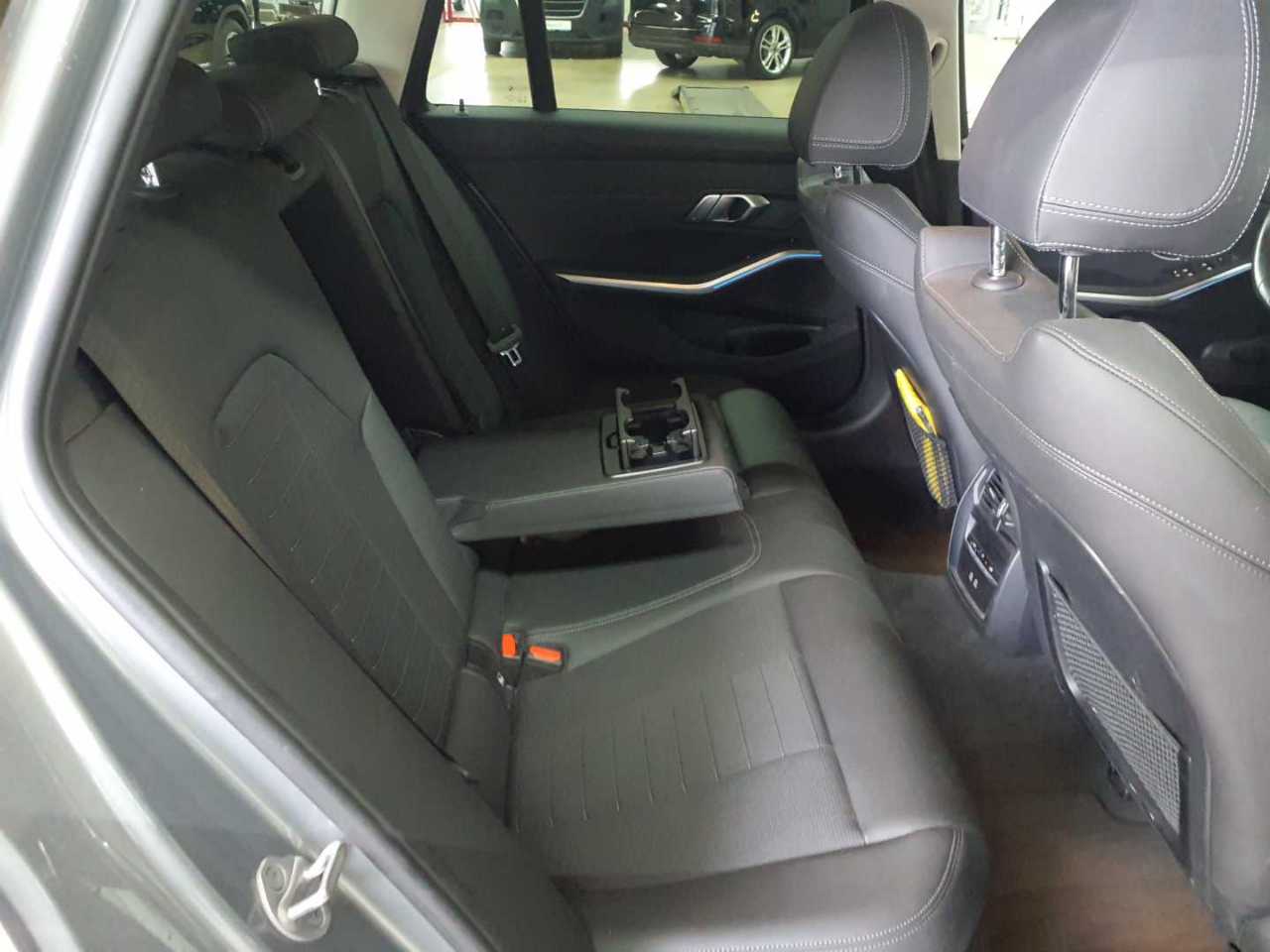 Bmw 318d Touring Aut. 13