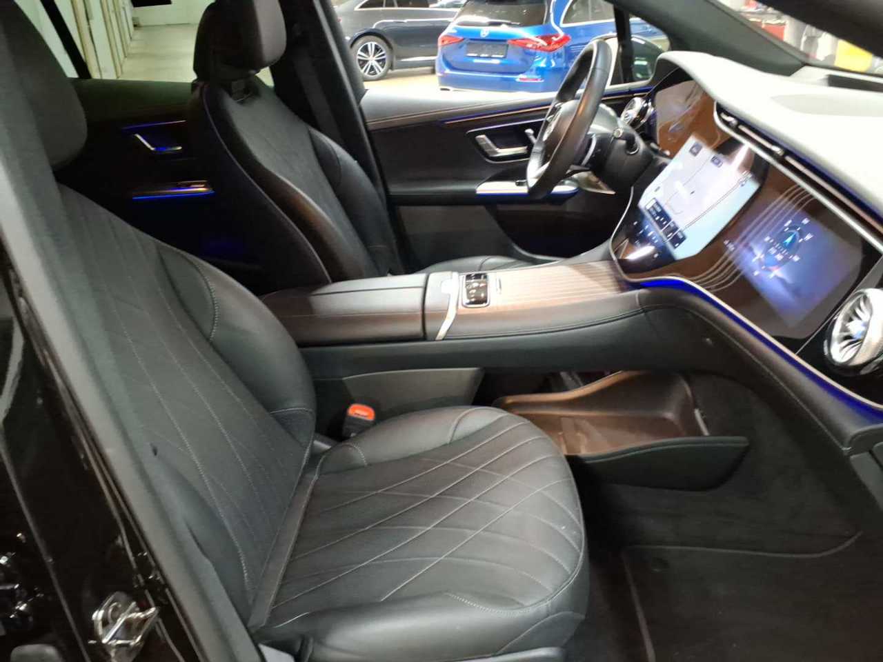 Mercedes-Benz EQE SUV 500 4MATIC 8