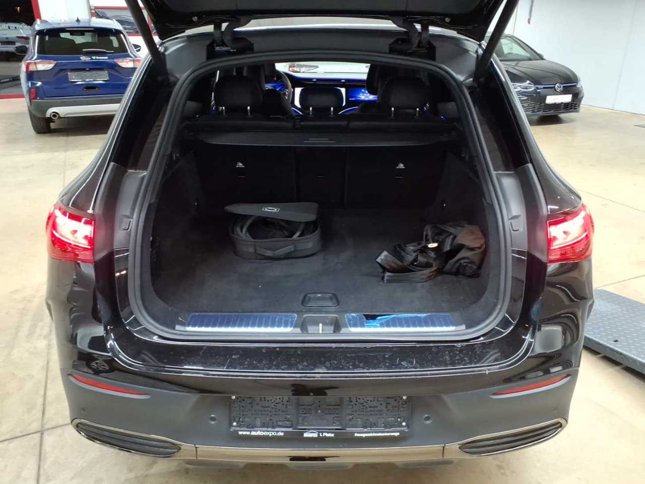 Mercedes-Benz EQE SUV 500 4MATIC 15