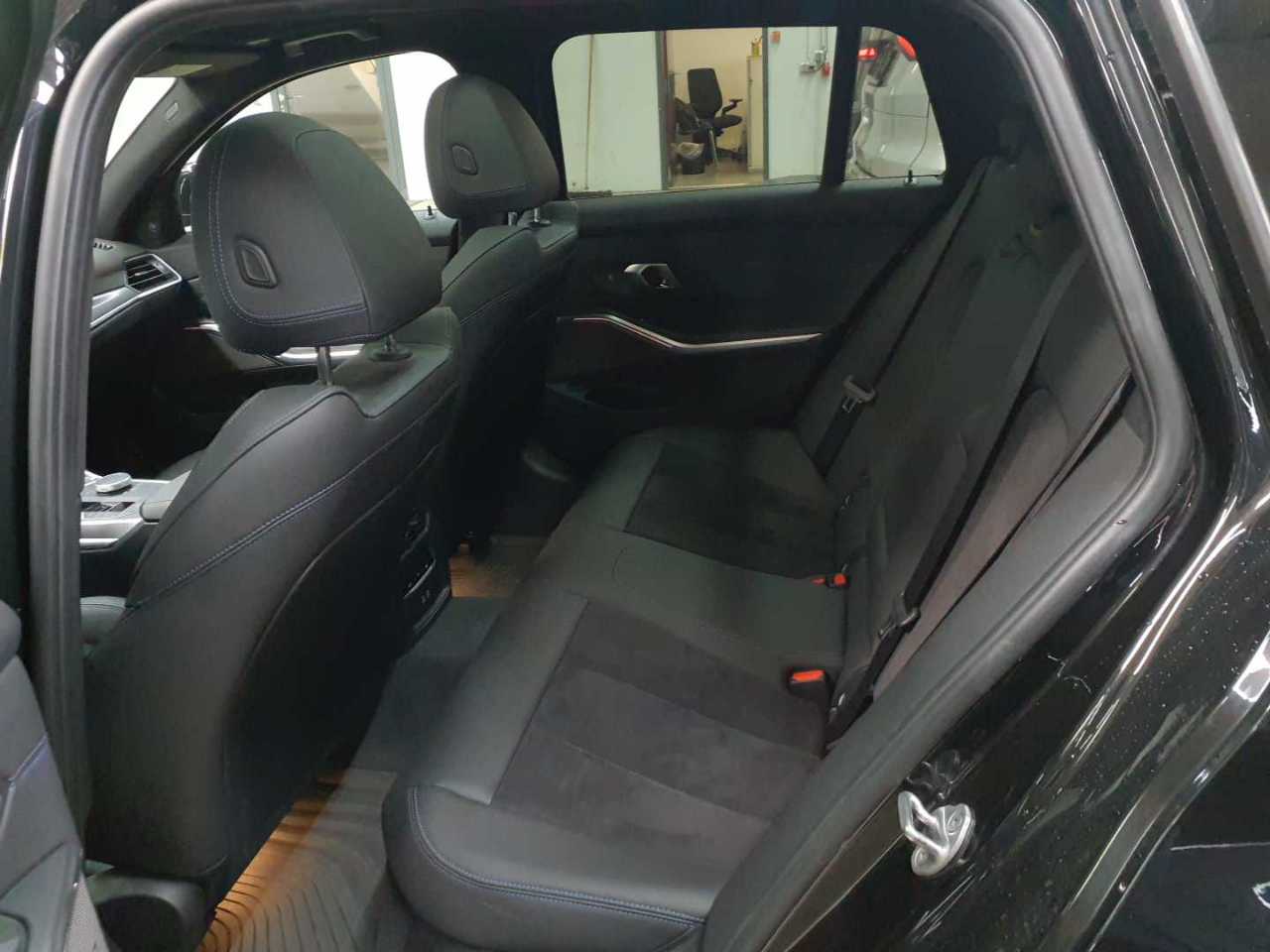 Bmw 320d Touring Aut. 13