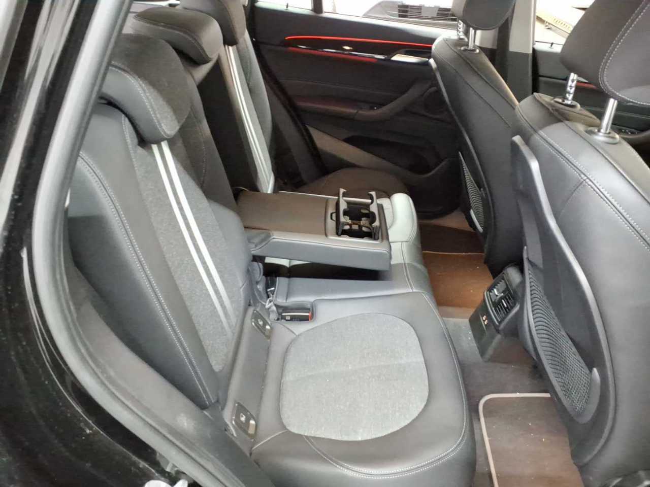 BMW X1 sDrive18d Aut. Sport Line 14