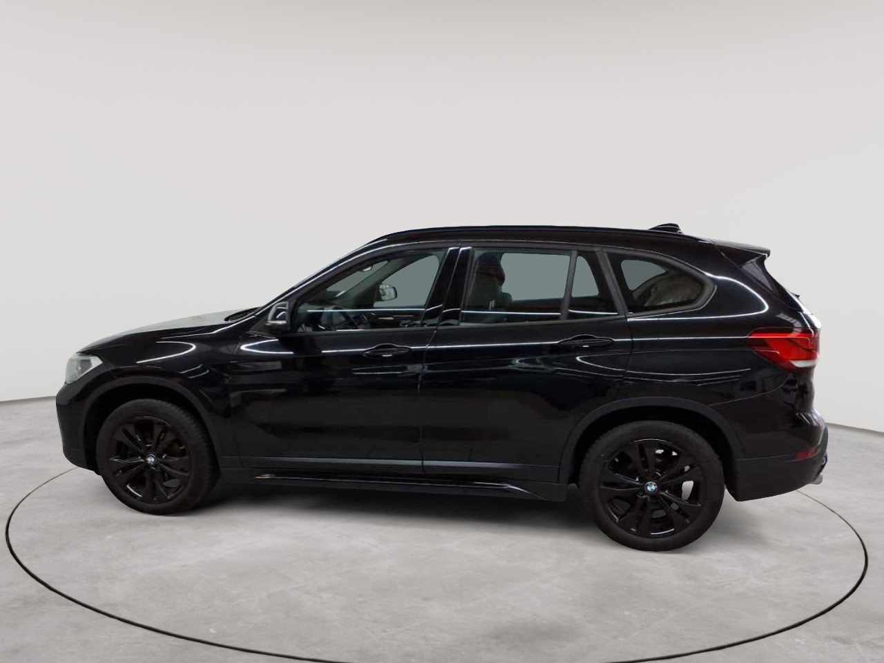 BMW X1 sDrive18d Aut. Sport Line 6