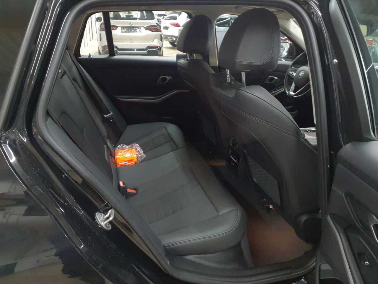 Bmw 320d Touring Aut. 14