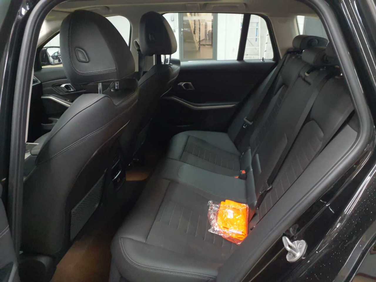 Bmw 320d Touring Aut. 13