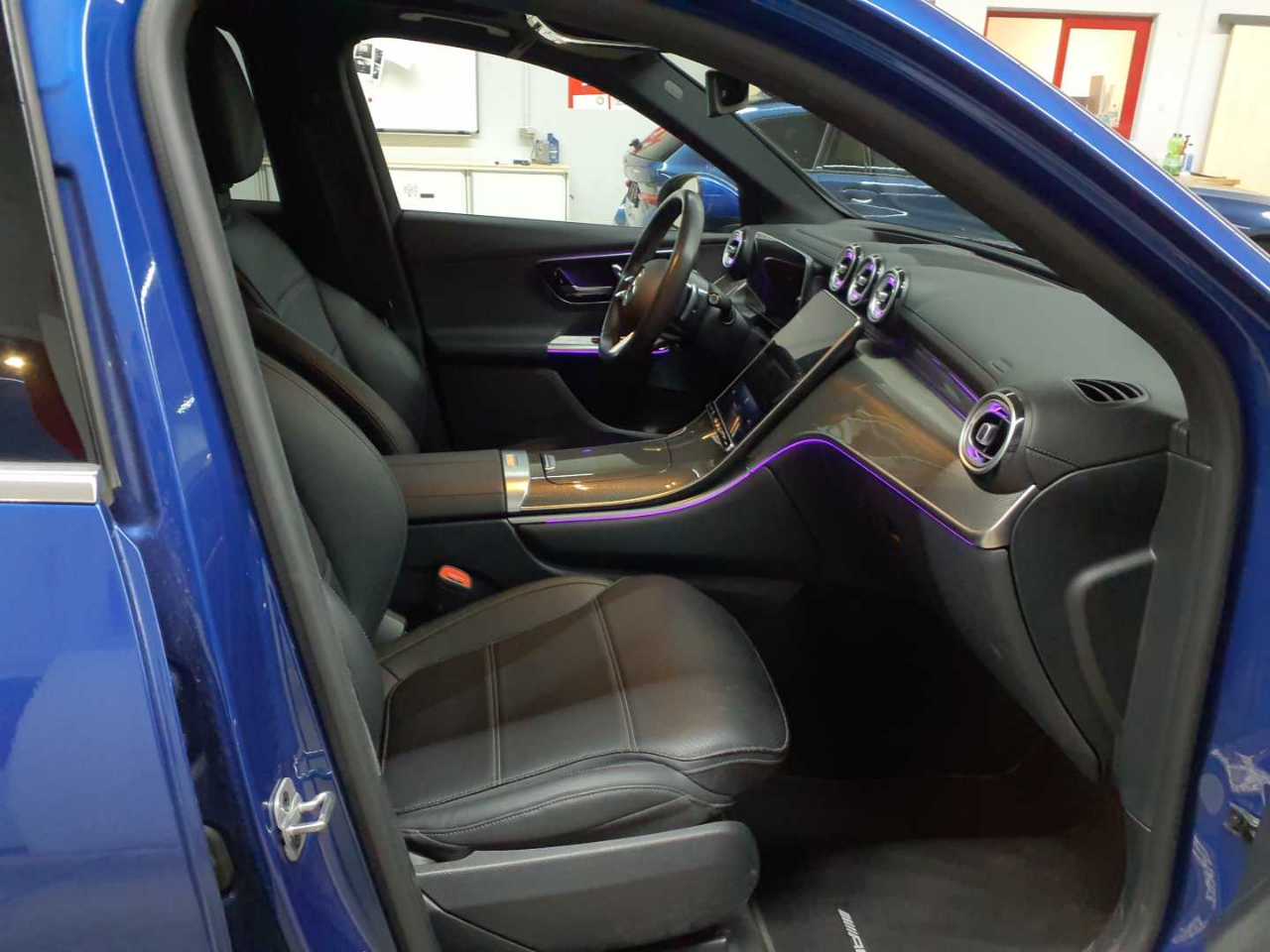 Mercedes-Benz GLC 300 d 4Matic 9G-TRONIC AMG Line Advanced 8