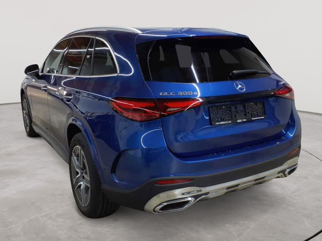 Mercedes-Benz GLC 300 d 4Matic 9G-TRONIC AMG Line Advanced 5