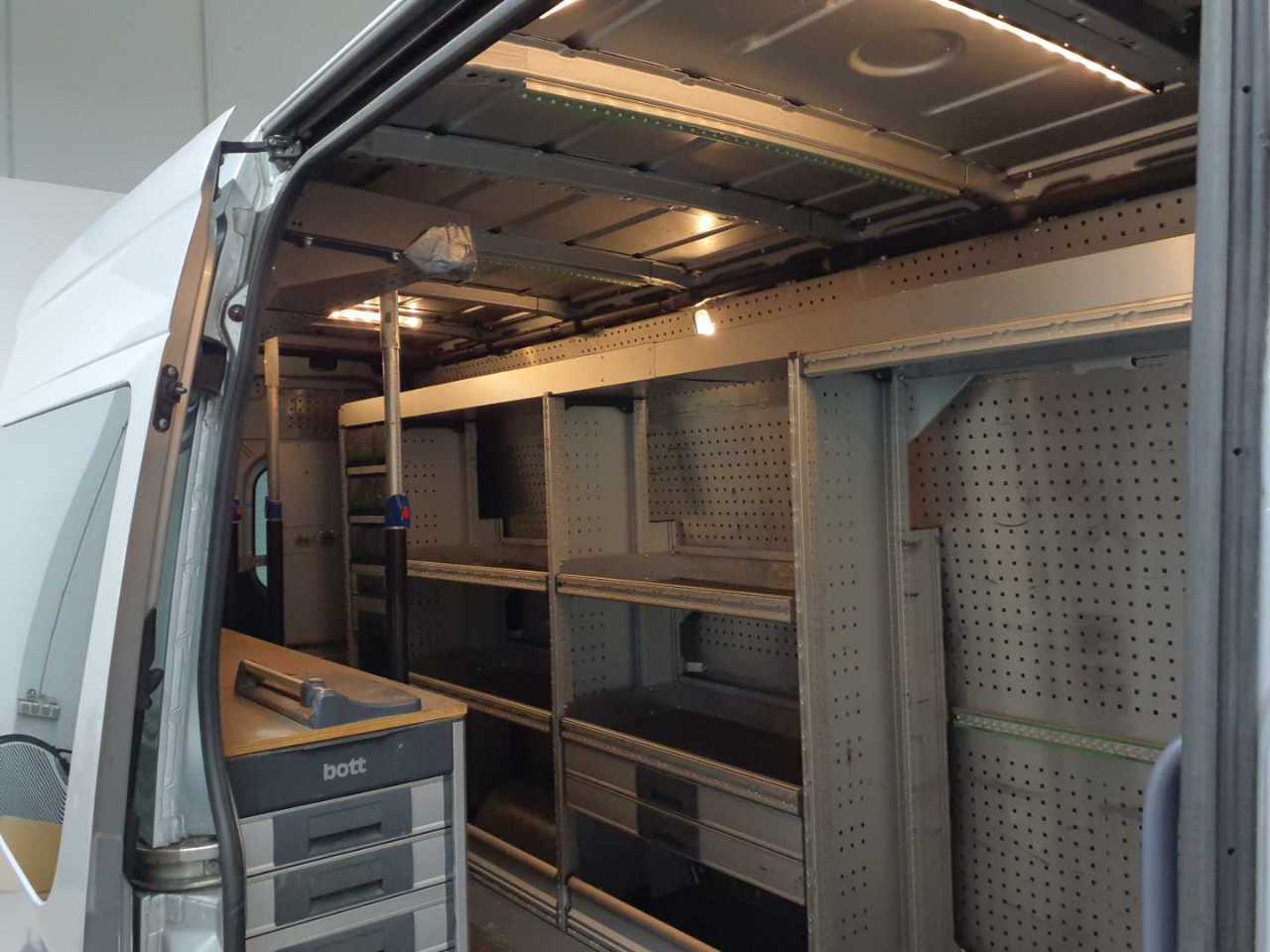 Mercedes-Benz 516 CDI Sprinter Lang HA 7G-TRONIC Plus 9