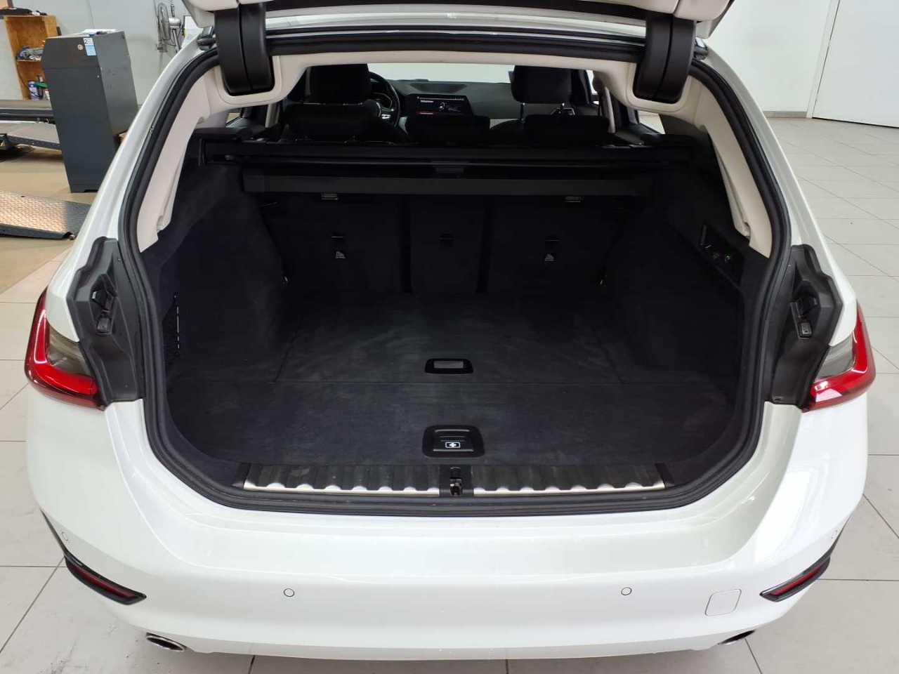 Bmw 316d Touring Aut. 15