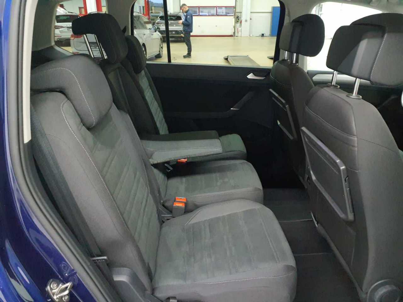 Vw Touran 2.0 TDI SCR DSG Comfortline 13