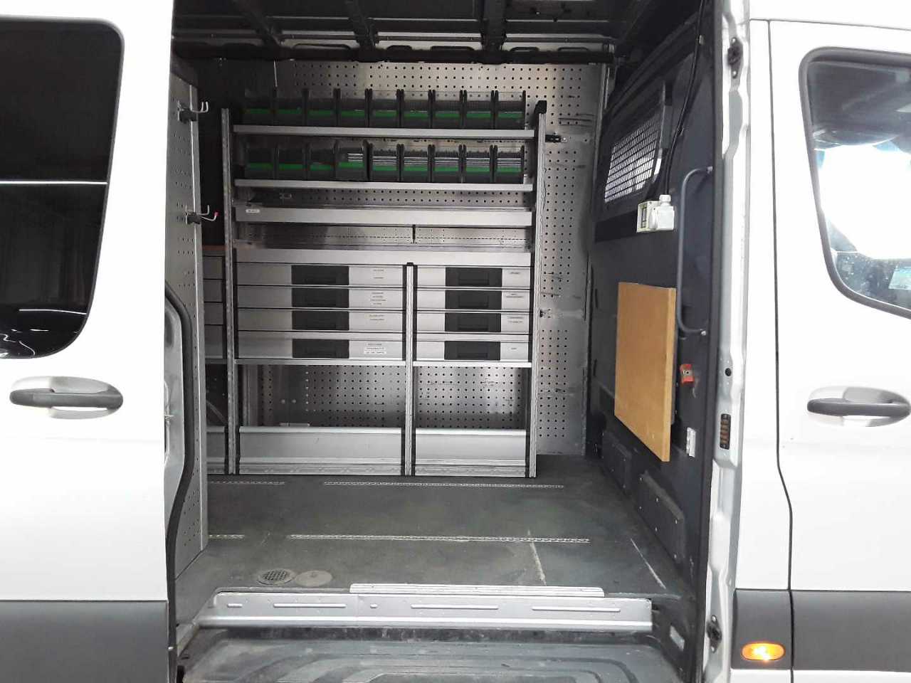 Mercedes-Benz 316 CDI Sprinter 4x4 Standard HA 7G-TRONIC Plus 13