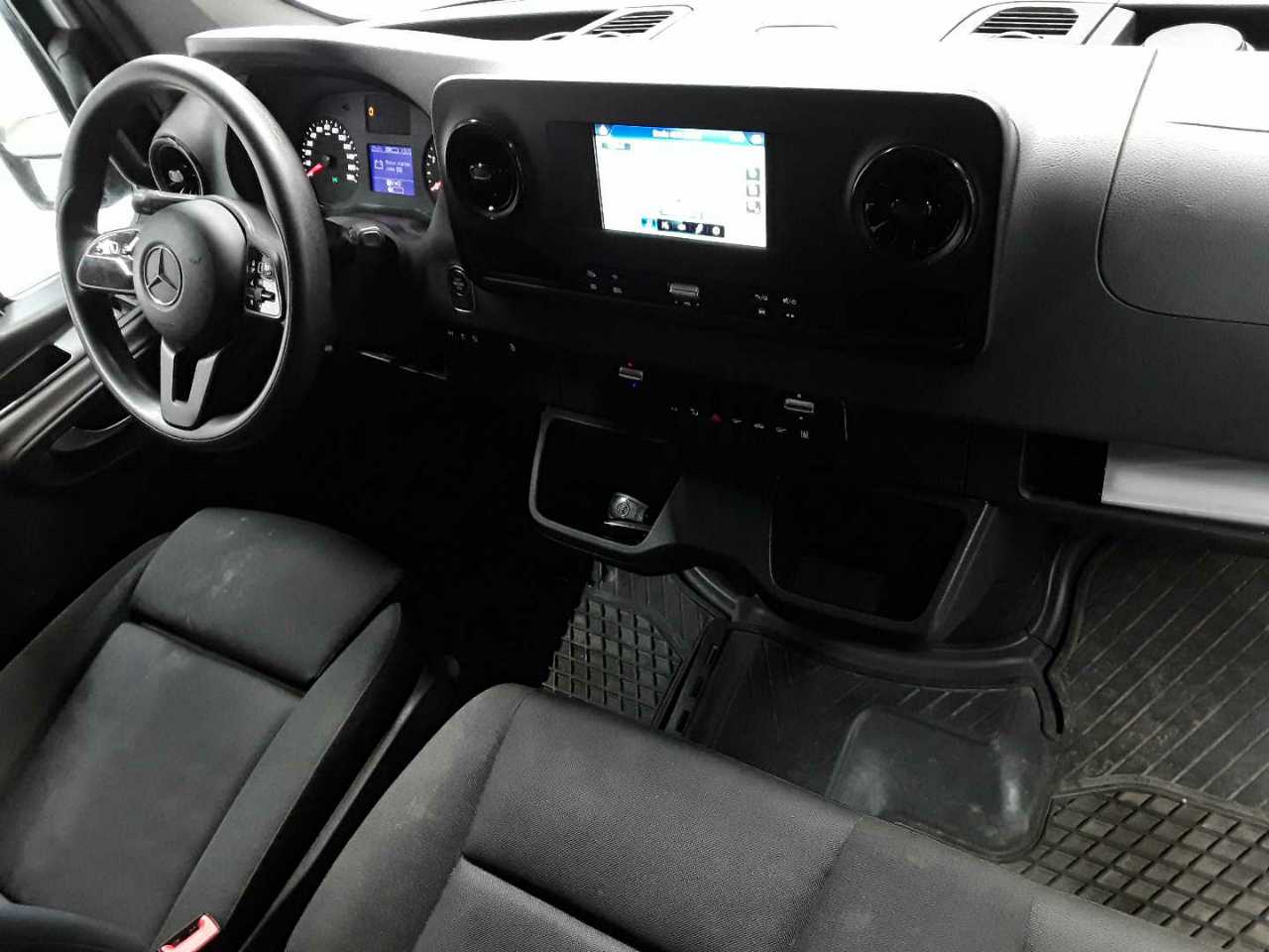 Mercedes-Benz 316 CDI Sprinter 4x4 Standard HA 7G-TRONIC Plus 9