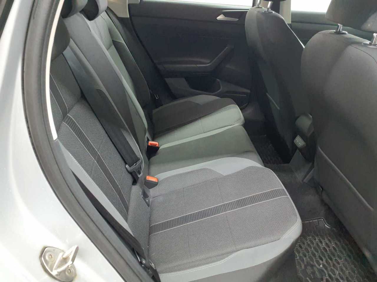 Vw Polo 1.0 TGI Highline 14