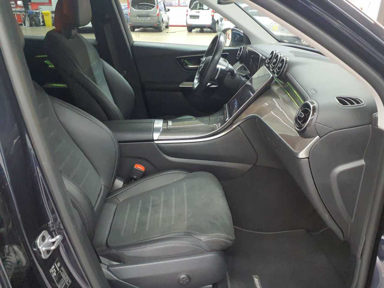 Mercedes-Benz GLC 220 d 4Matic 9G-TRONIC AMG Line Advanced 7