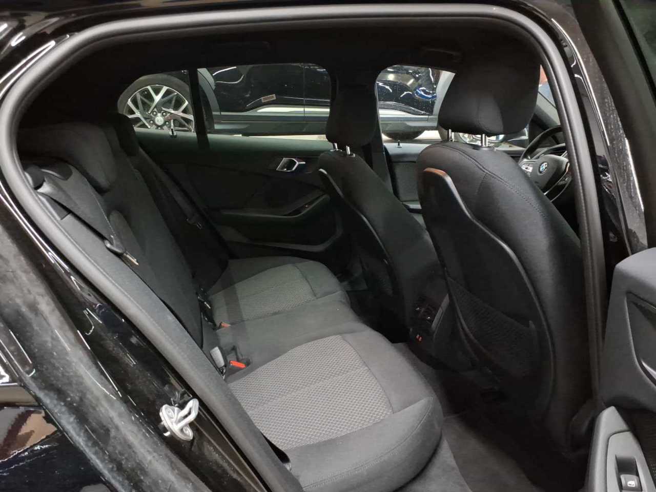 BMW 118d Aut. Advantage 14