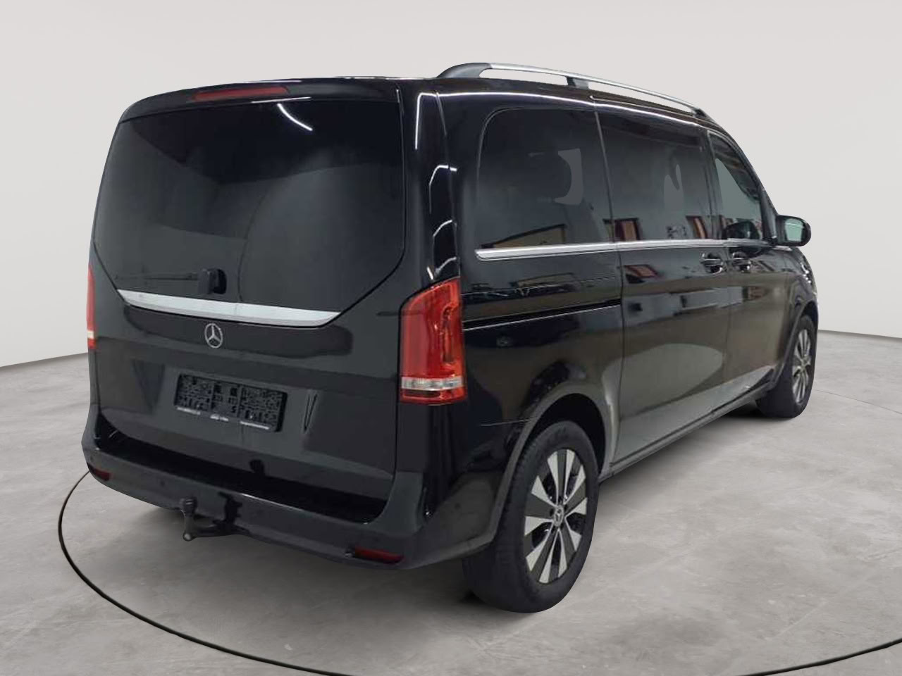Mercedes-Benz V 250 d kompakt 4Matic 9G-TRONIC Avantgarde 4