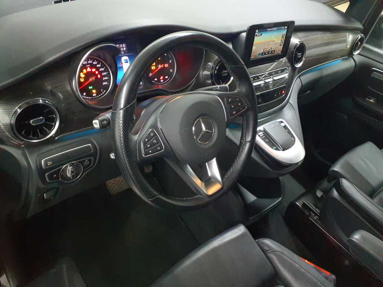 Mercedes-Benz V 250 d kompakt 4Matic 9G-TRONIC Avantgarde 9