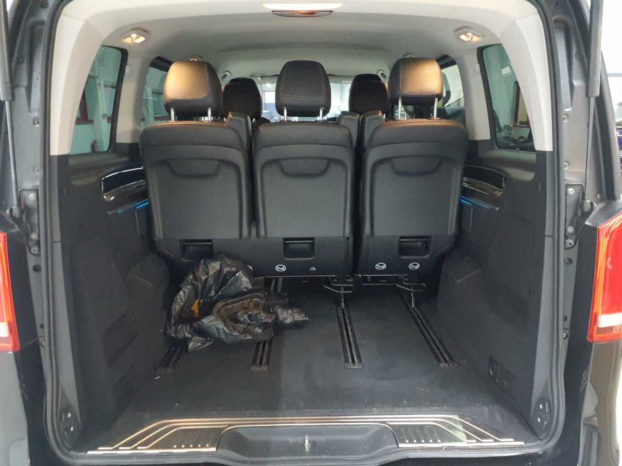 Mercedes-Benz V 250 d kompakt 4Matic 9G-TRONIC Avantgarde 15