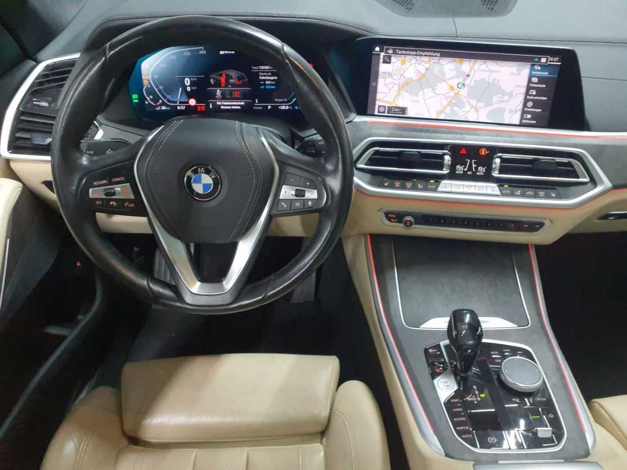BMW X5 xDrive45e xLine 9