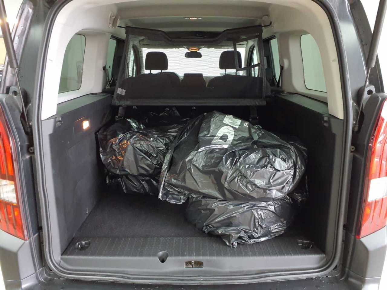 Peugeot Rifter PureTech 130 L2 EAT8 GT 15