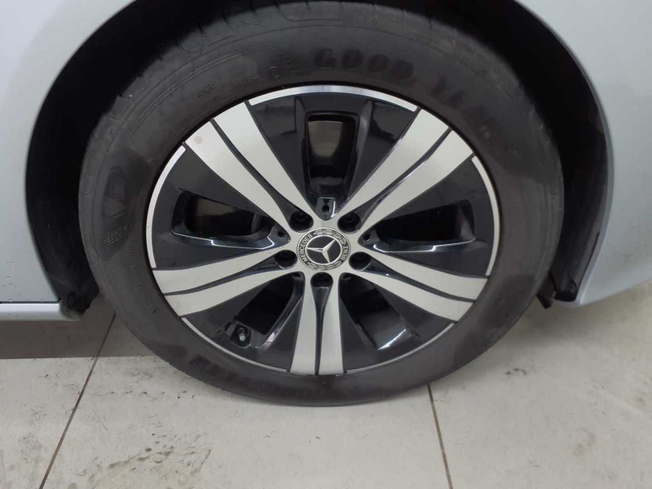 Mercedes-Benz C 200 d T 9G-TRONIC 17