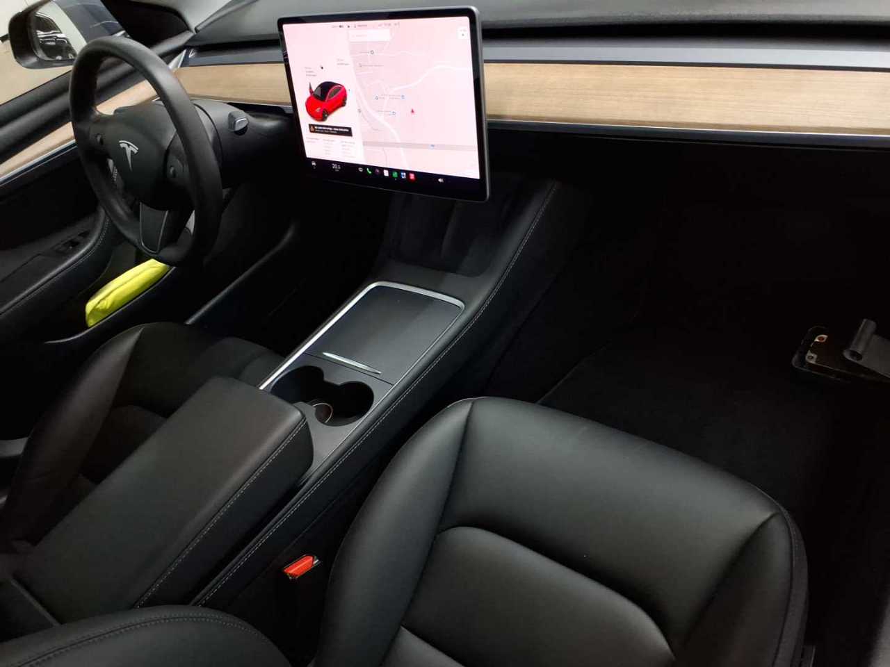 Tesla Model 3 Langstreckenbatt. Allradantrieb Dual Motor 9