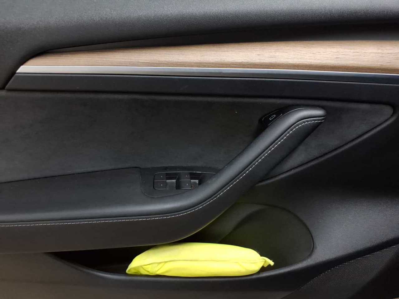 Tesla Model 3 Langstreckenbatt. Allradantrieb Dual Motor 19