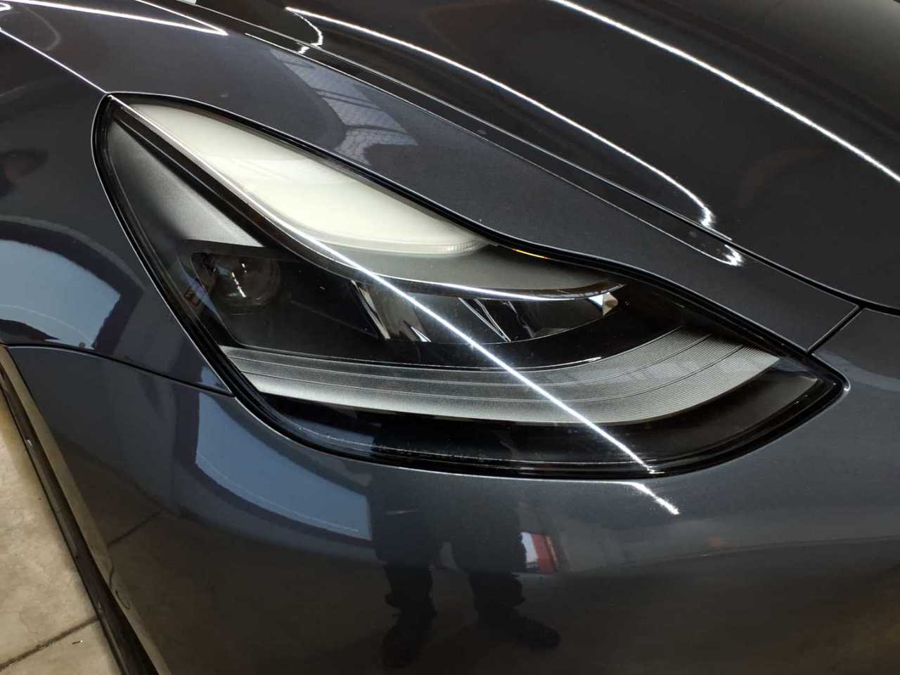 Tesla Model 3 Langstreckenbatt. Allradantrieb Dual Motor 18